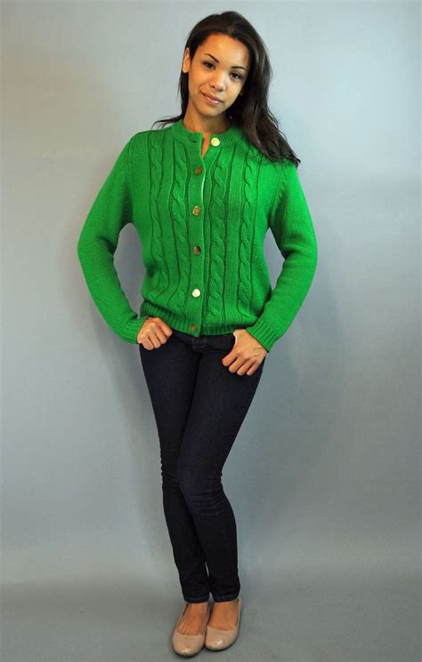 kelly green cardigan sweater women.